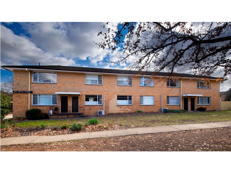 22/257 Antill Street, Watson ACT 2602