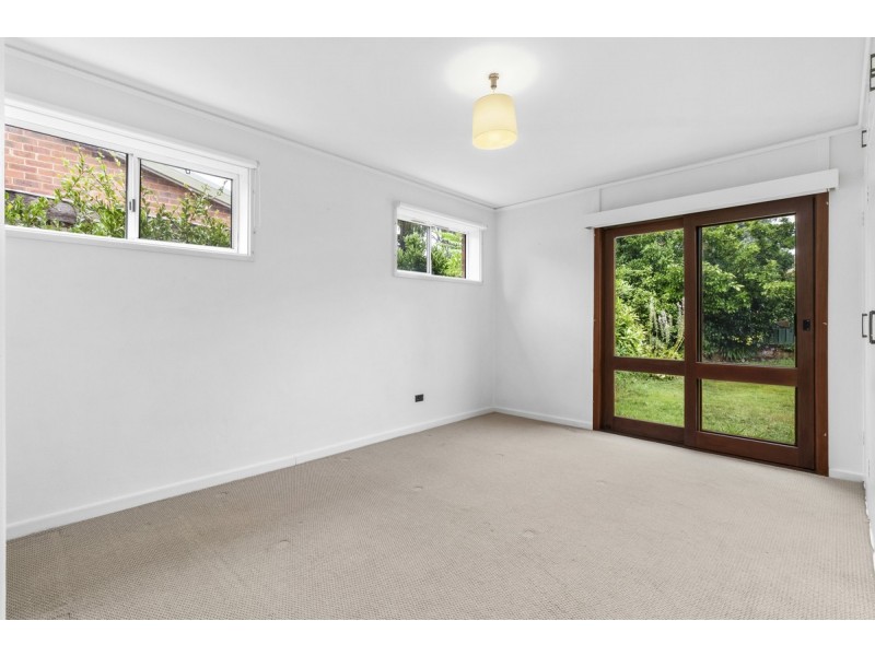 14 Lowanna Street, Braddon ACT 2612