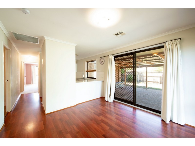 17 Hazel Smith Street, Oxley ACT 2903