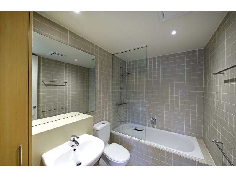 607/165 Northbourne Avenue, Turner ACT 2612