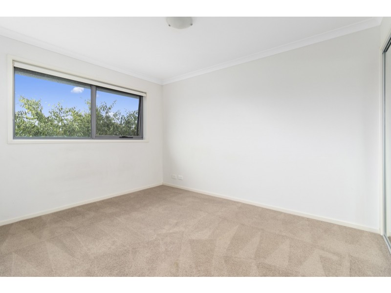 52/75 Elizabeth Jolley Crescent, Franklin ACT 2913