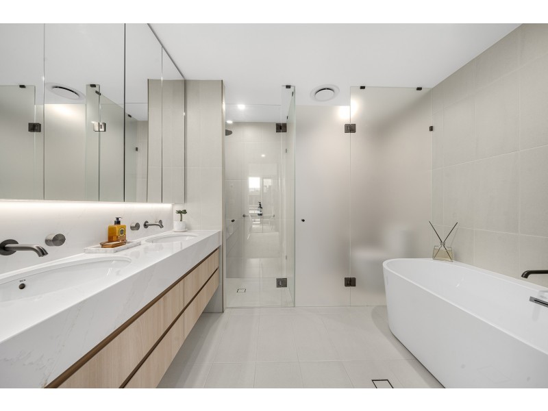 44 Constitution Avenue, Parkes ACT 2600