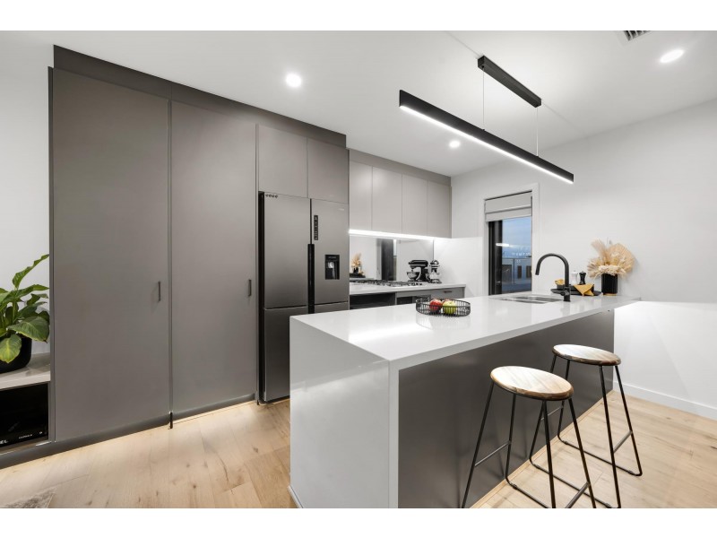 24/60 Kingsland Parade, Casey ACT 2913