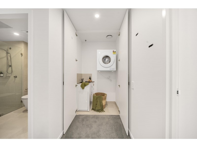 1111/1 Grazier Lane, Belconnen ACT 2617