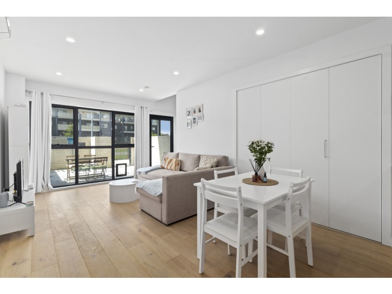 2/162 Overall Avenue, Casey ACT 2913