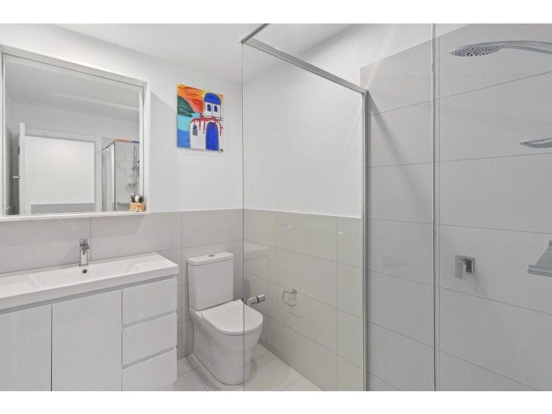 2/162 Overall Avenue, Casey ACT 2913