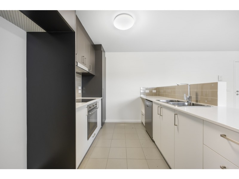 33/241 Flemington Road, Franklin ACT 2913