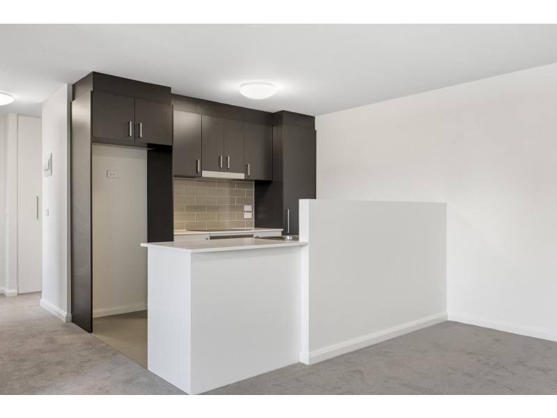 33/241 Flemington Road, Franklin ACT 2913