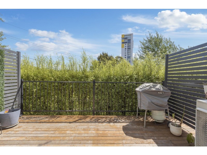 13/128 Easty Street, Phillip ACT 2606