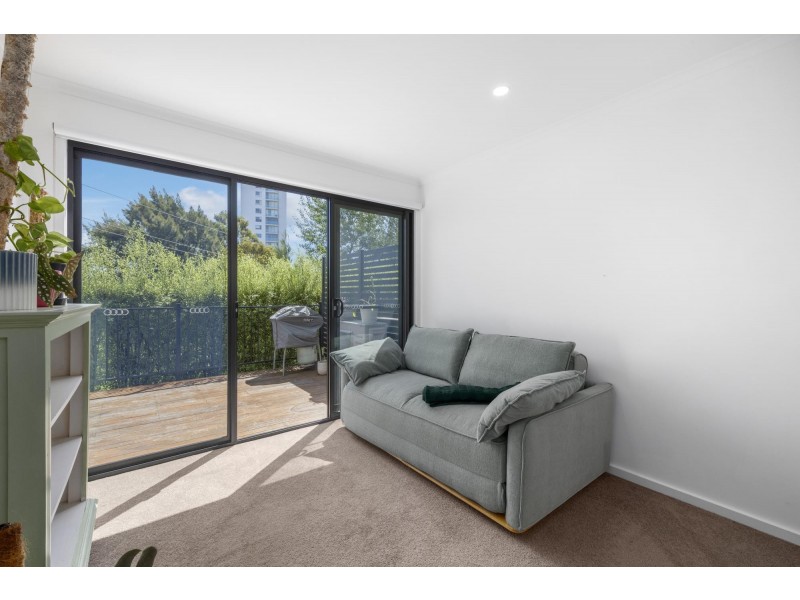 13/128 Easty Street, Phillip ACT 2606