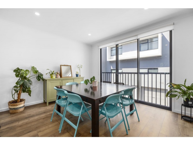 13/128 Easty Street, Phillip ACT 2606