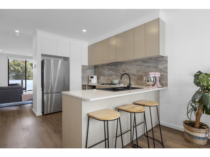 13/128 Easty Street, Phillip ACT 2606