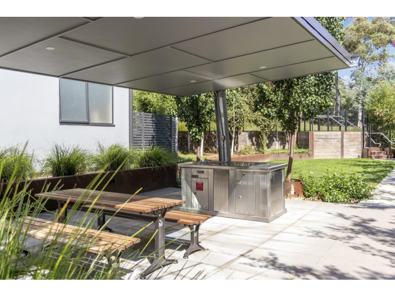 13/128 Easty Street, Phillip ACT 2606