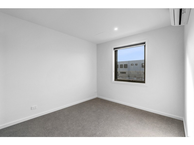 56/60 Kingsland Parade, Casey ACT 2913