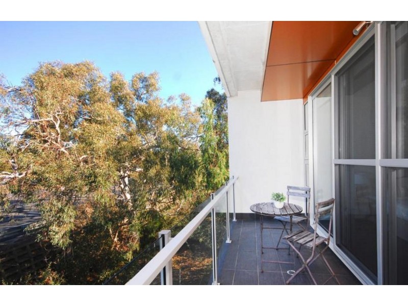9/49 Hampton Circuit, Yarralumla ACT 2600