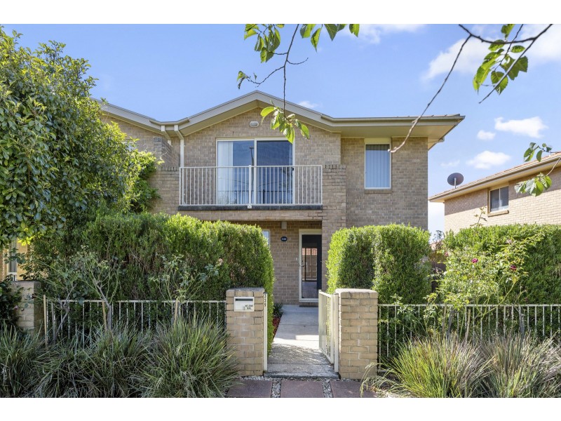 339 Anthony Rolfe Avenue, Gungahlin ACT 2912