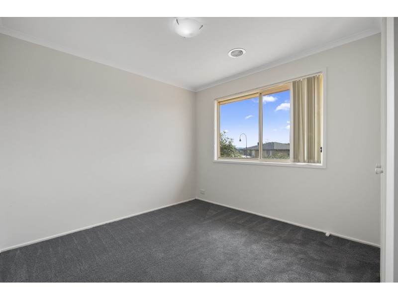 339 Anthony Rolfe Avenue, Gungahlin ACT 2912