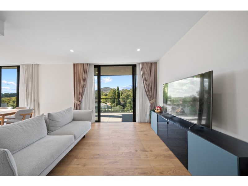 26/81 Constitution Avenue, Campbell ACT 2612