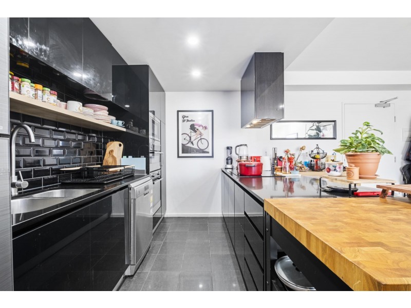 2304/120 Eastern Valley Way, Belconnen ACT 2617