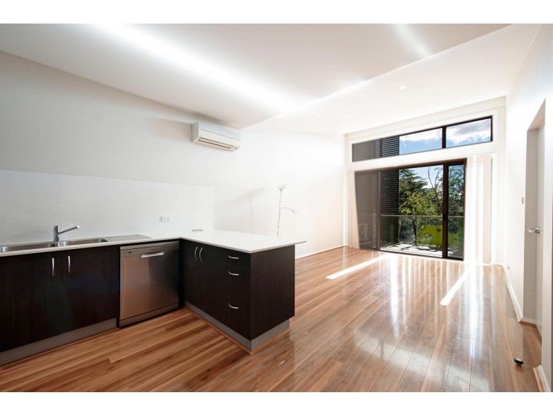 11/22 De Burgh Street, Lyneham ACT 2602