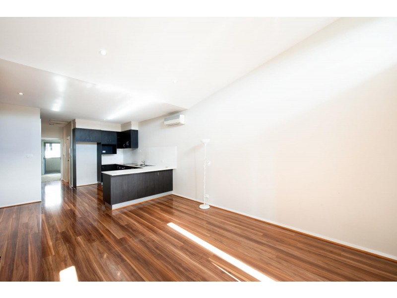 11/22 De Burgh Street, Lyneham ACT 2602