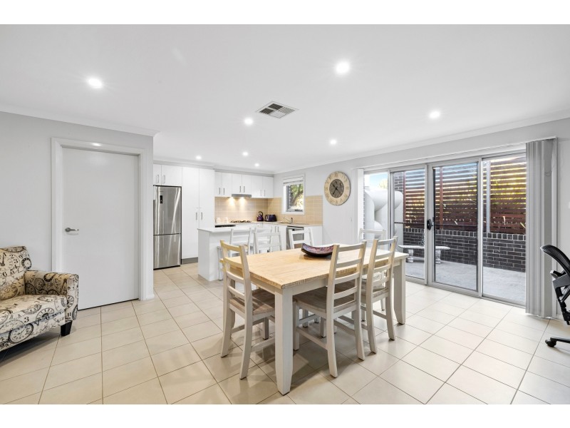 1/14 Pender Street, Casey ACT 2913