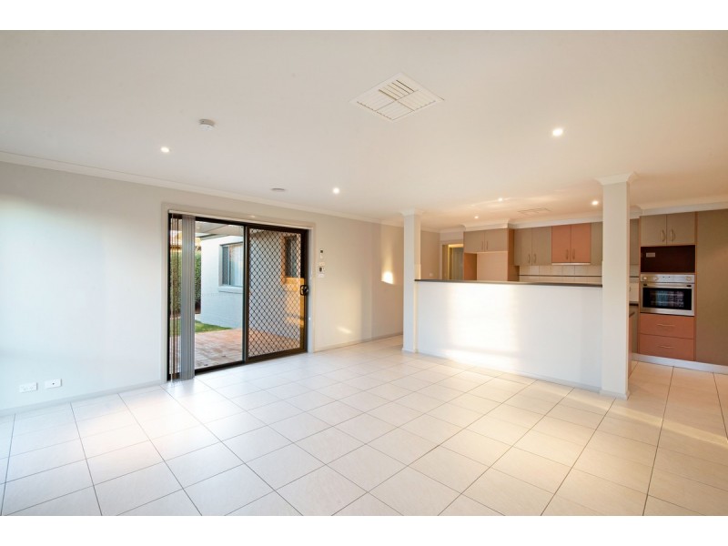 10 Inglewood Street, Gungahlin ACT 2912