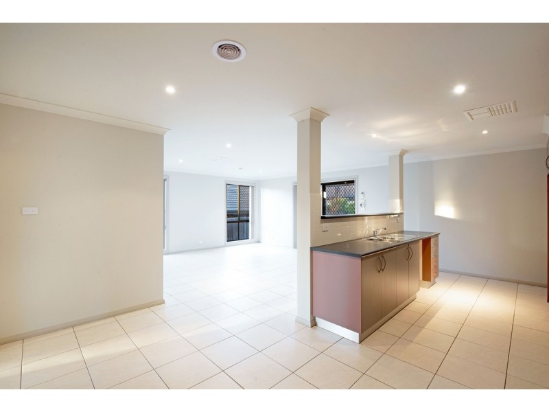 10 Inglewood Street, Gungahlin ACT 2912