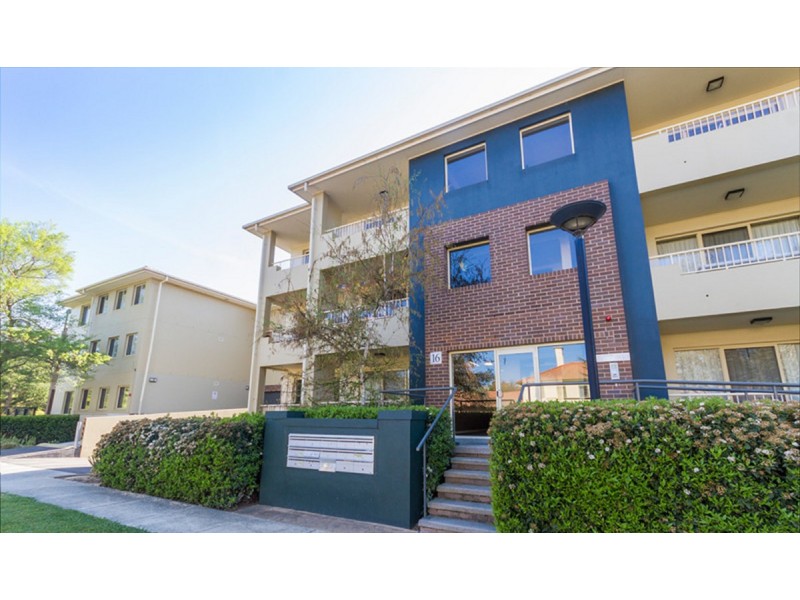 33/16 Doonkuna Street, Braddon ACT 2612