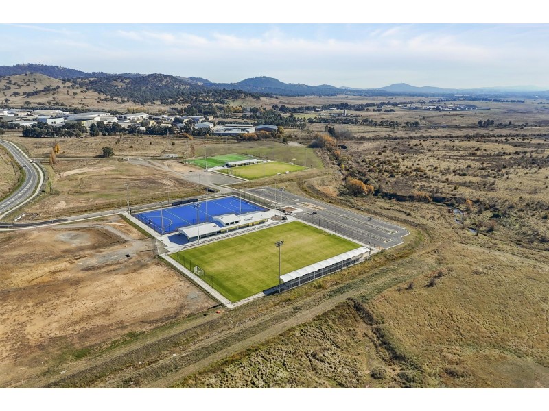 76 Alpine Ash Way, Tralee NSW 2620