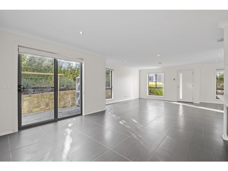 22 Eugene Vincent Street, Bonner ACT 2914