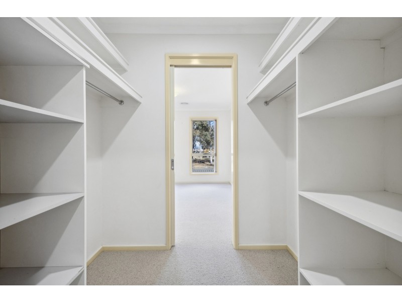 207 Anthony Rolfe Avenue, Gungahlin ACT 2912