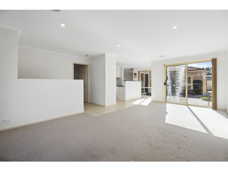 207 Anthony Rolfe Avenue, Gungahlin ACT 2912