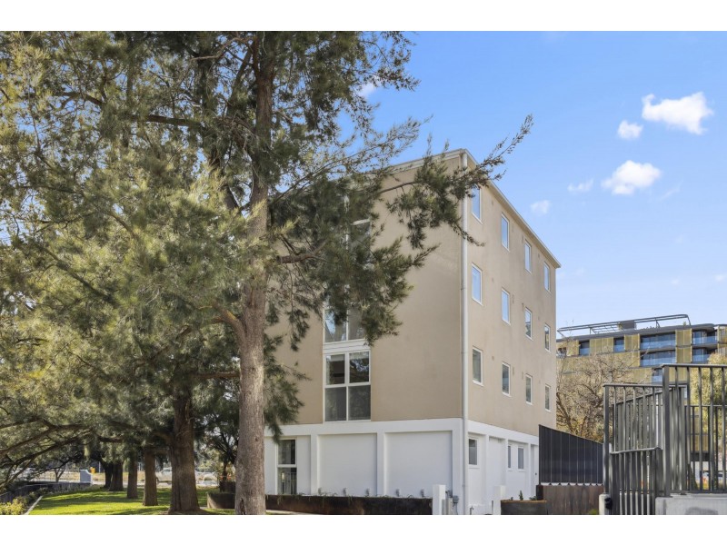 301/355 Northbourne Avenue, Lyneham ACT 2602