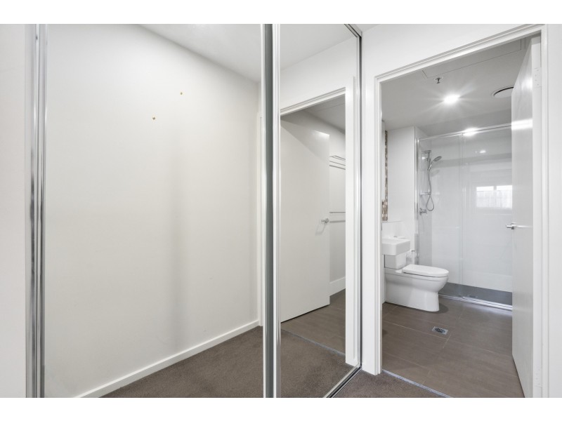 240/325 Anketell Street, Greenway ACT 2900