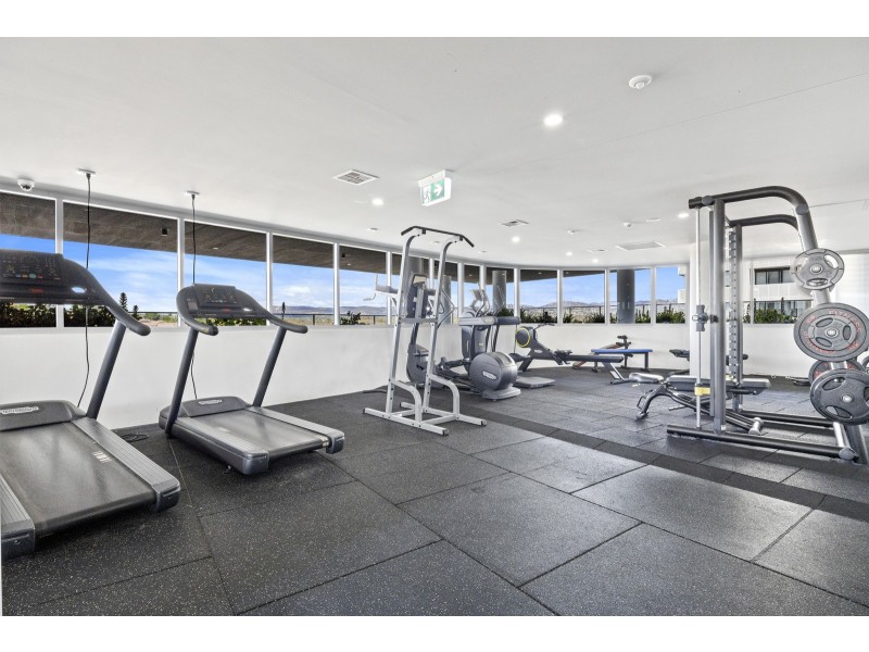 240/325 Anketell Street, Greenway ACT 2900