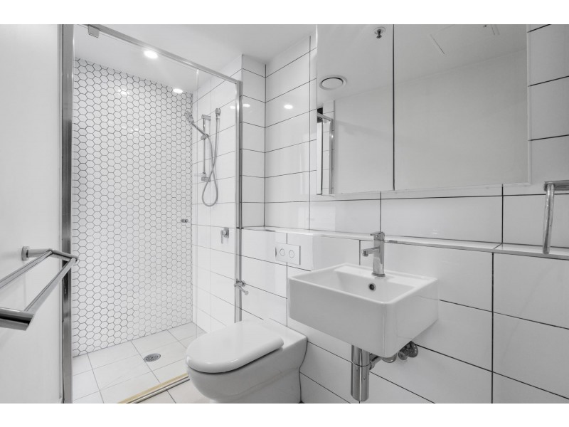 716/120 Eastern Valley Way, Belconnen ACT 2617