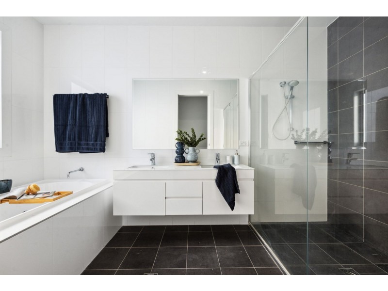 3 Denoon Street, Forde ACT 2914