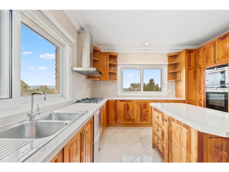 10 Claxton Crescent, Lyneham ACT 2602