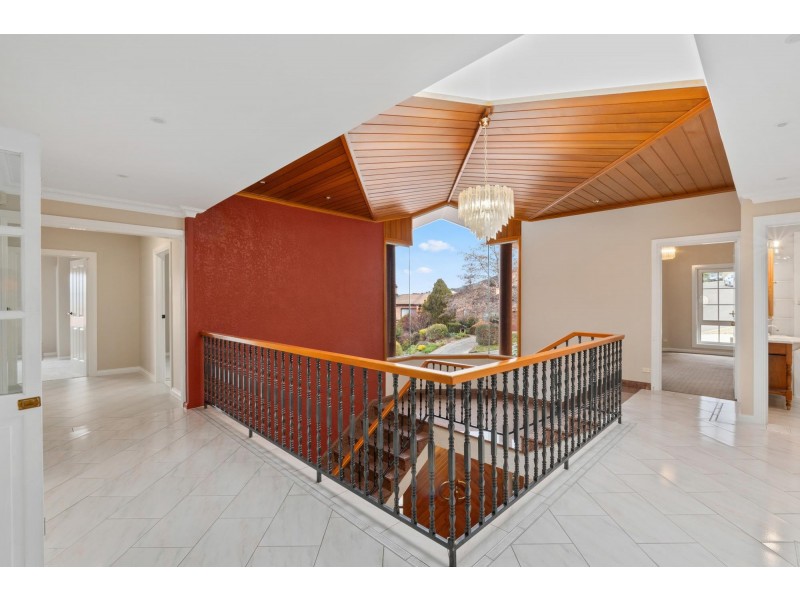 10 Claxton Crescent, Lyneham ACT 2602