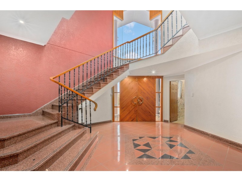 10 Claxton Crescent, Lyneham ACT 2602