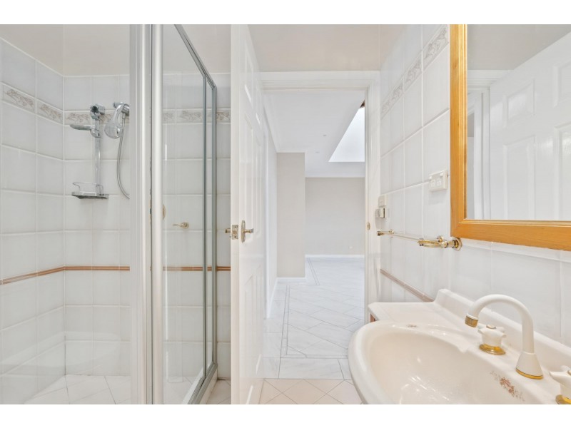 10 Claxton Crescent, Lyneham ACT 2602