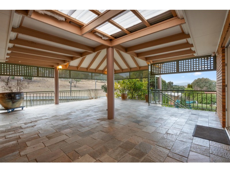 10 Claxton Crescent, Lyneham ACT 2602