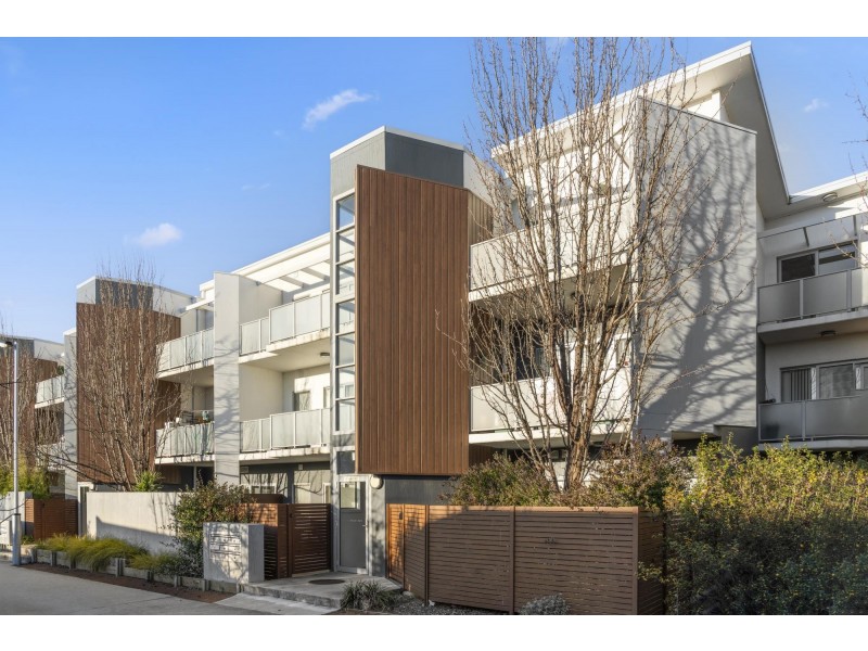 8/41 Clare Burton Crescent, Franklin ACT 2913