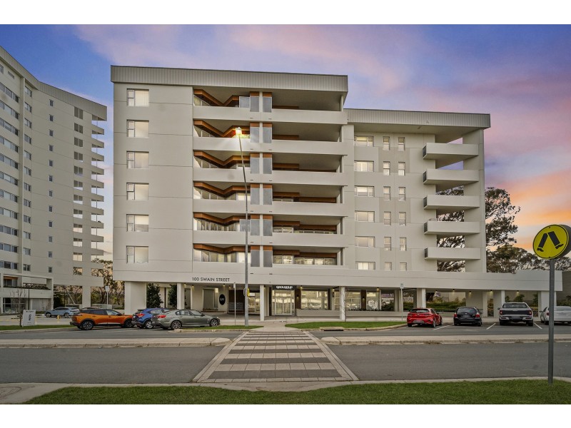 310 Lumi/100 Swain Street, Gungahlin ACT 2912