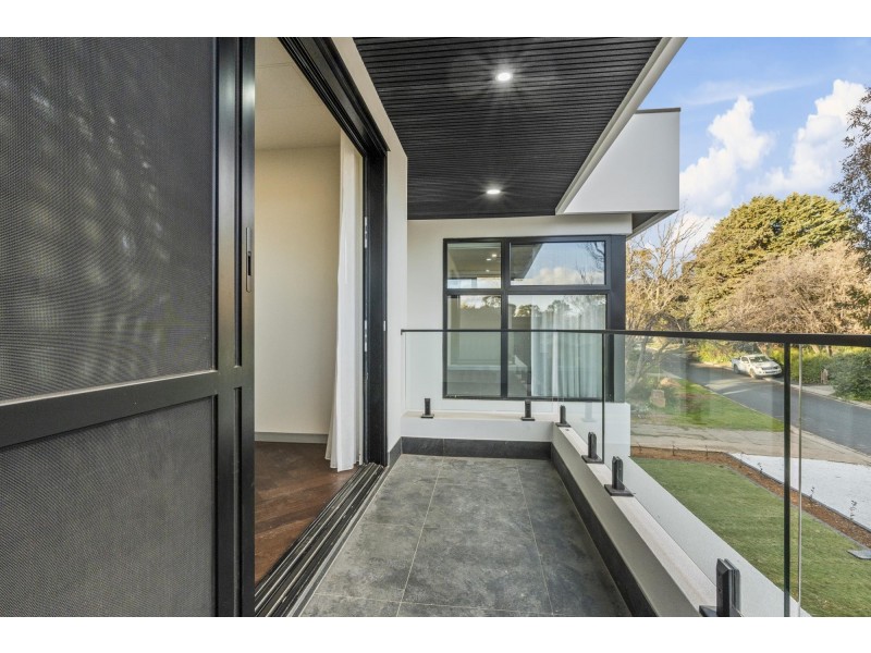 14B Newton Street, Hackett ACT 2602
