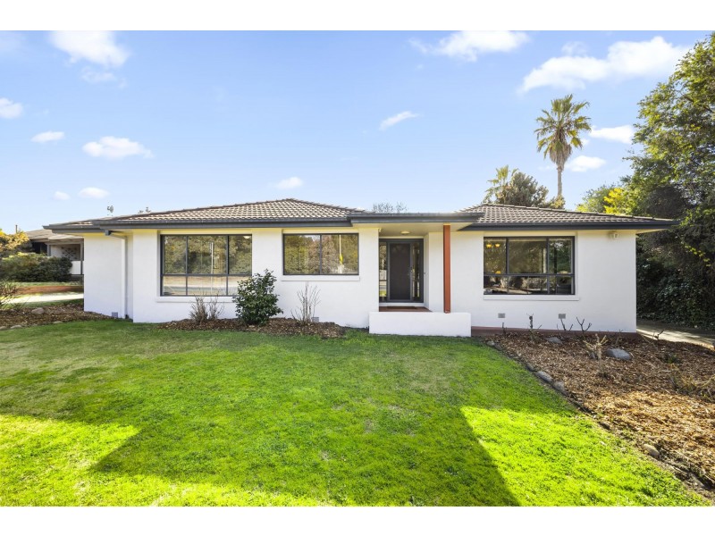 5 McInnes Street, Weston ACT 2611