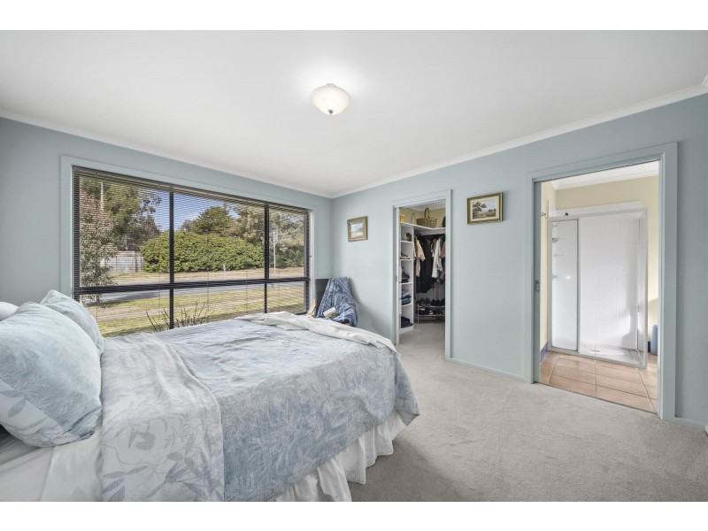 5 McInnes Street, Weston ACT 2611