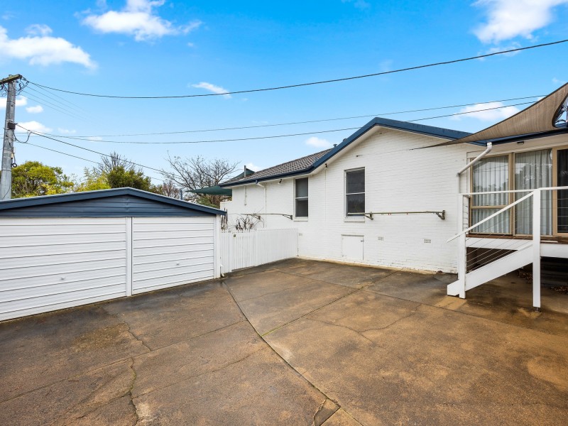 3 Pope Street, Hughes ACT 2605