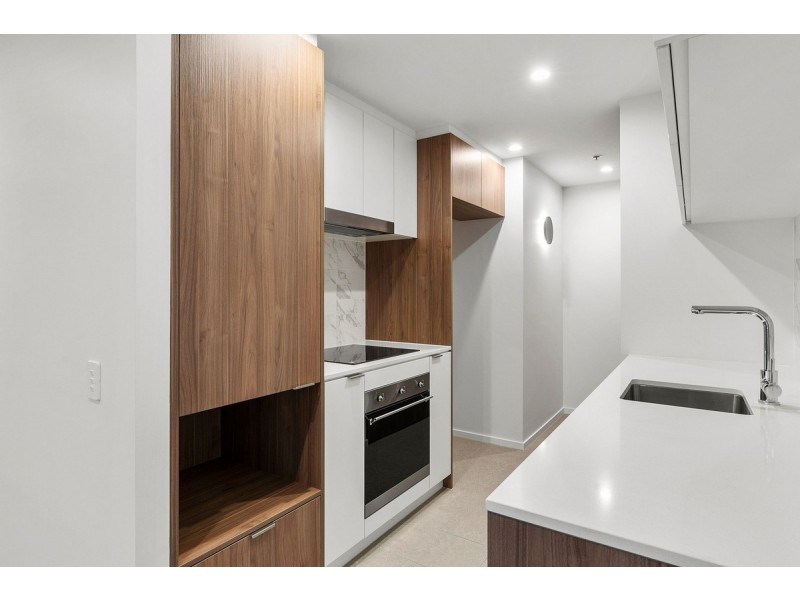 1114/15 Bowes Street, Phillip ACT 2606